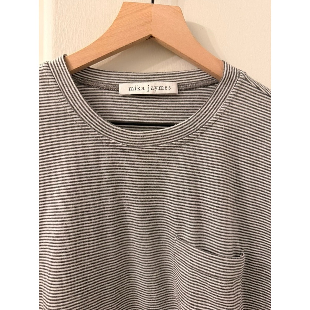 Mika Jaymes Pocket T-Shirt Mens Grey White Micro Stripe Tee - Picture 2 of 3